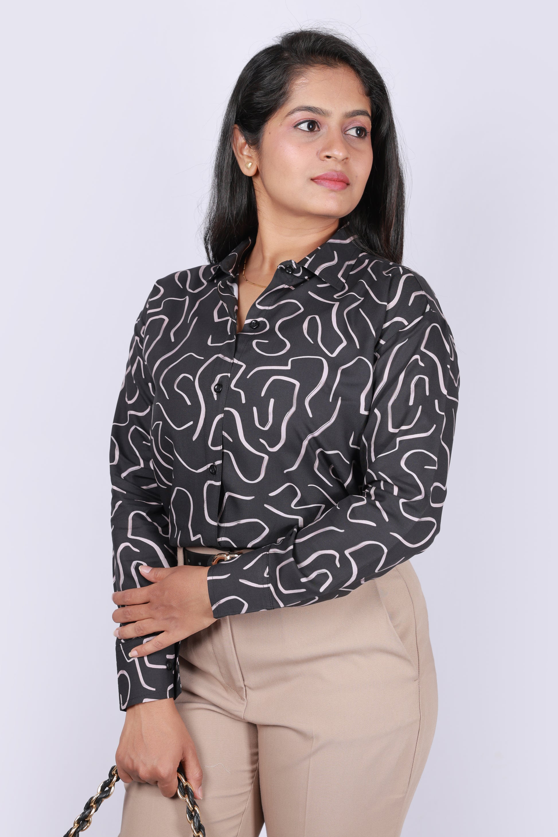 gray parrot, gray parrot shirts, branded women shirts, shirts under 1500, shirts under 1000,  shirts for girls, cotton shirts for girls and women, premium shirts for women, shirts gray parrot