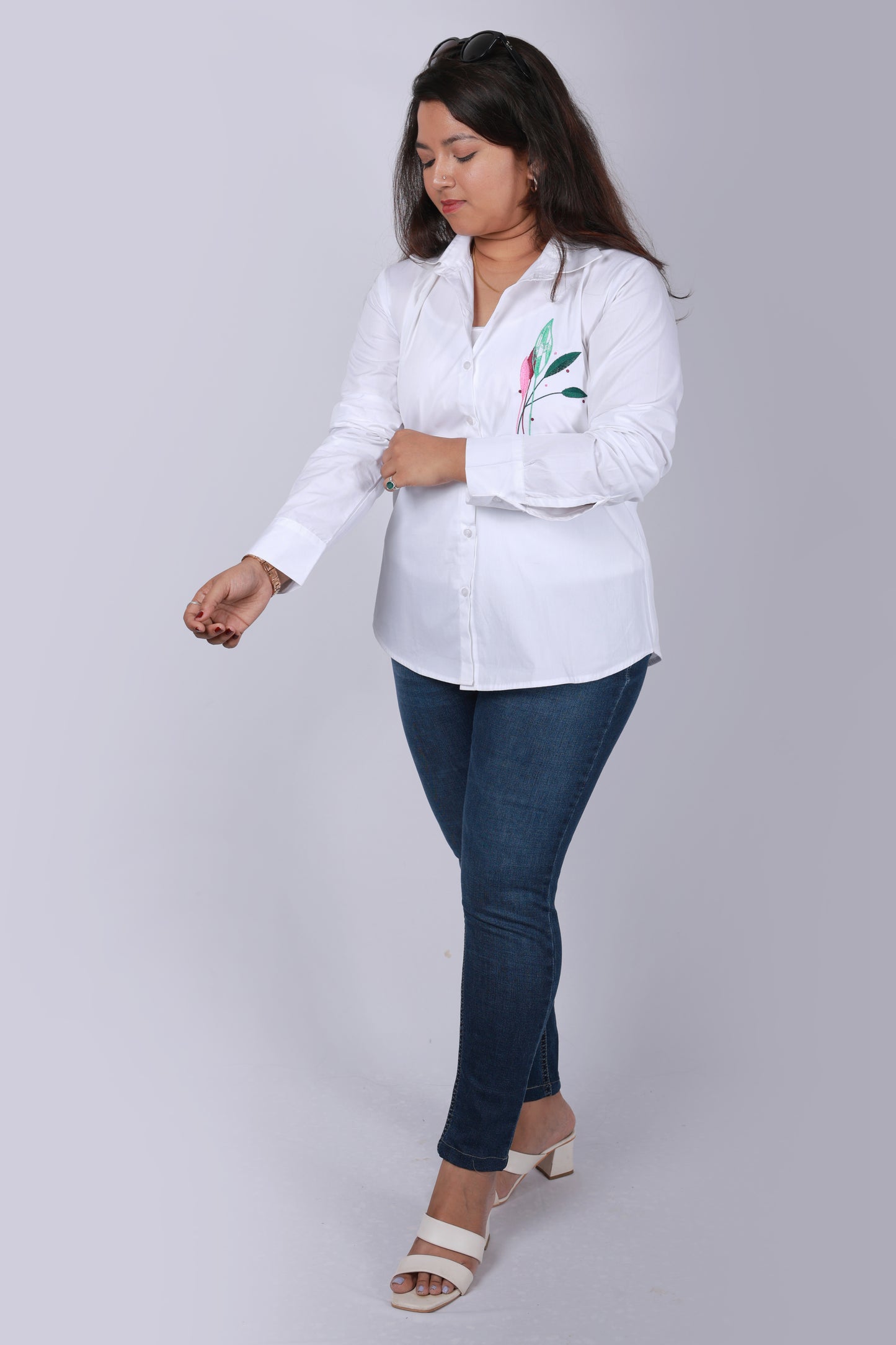 gray parrot, gray parrot shirts, embroidery shirts, branded embroidery women shirts, embroidery shirts under 1500, embroidery shirts under 1000,  embroidery shirts for girls, cotton shirts for girls and women, embroidery premium shirts for women, shirts gray parrot