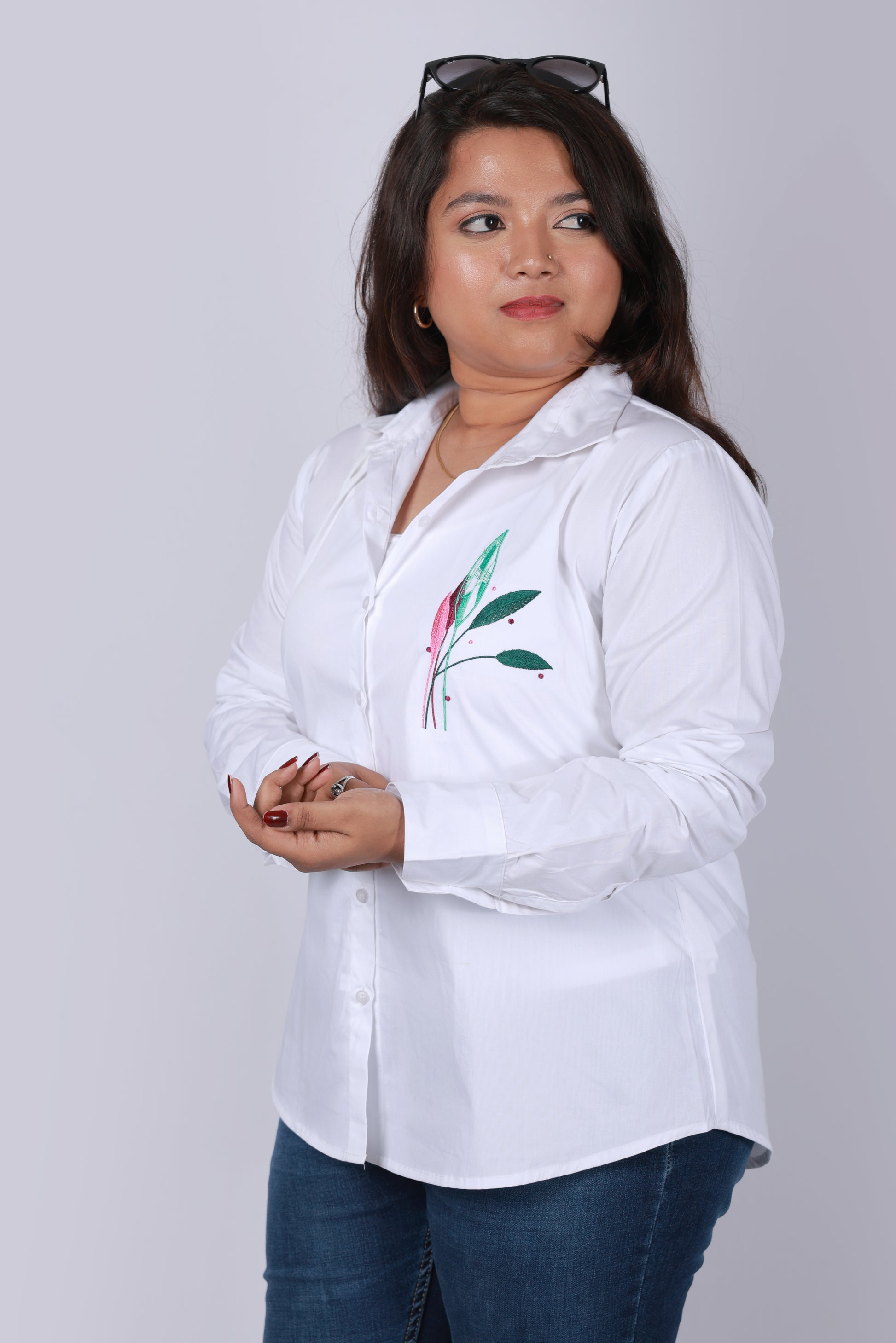 gray parrot, gray parrot shirts, embroidery shirts, branded embroidery women shirts, embroidery shirts under 1500, embroidery shirts under 1000,  embroidery shirts for girls, cotton shirts for girls and women, embroidery premium shirts for women, shirts gray parrot