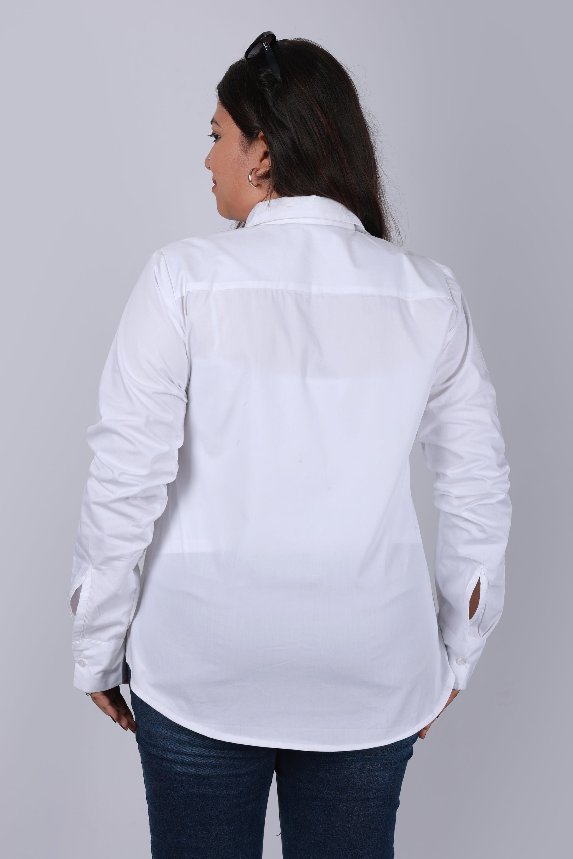 gray parrot, gray parrot shirts, embroidery shirts, branded embroidery women shirts, embroidery shirts under 1500, embroidery shirts under 1000,  embroidery shirts for girls, cotton shirts for girls and women, embroidery premium shirts for women, shirts gray parrot